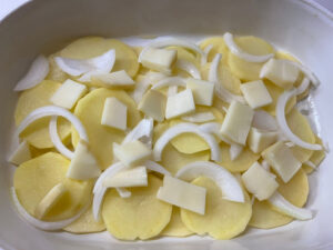 じゃがいもとチーズのオーブン焼きの作り方③