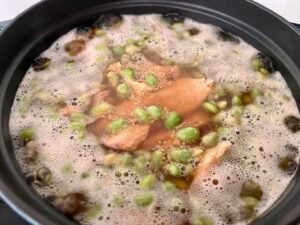ストウブで作る!サバと枝豆の炊き込みご飯③