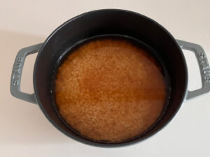 ストウブで作る！ツナと枝豆の炊き込みご飯②